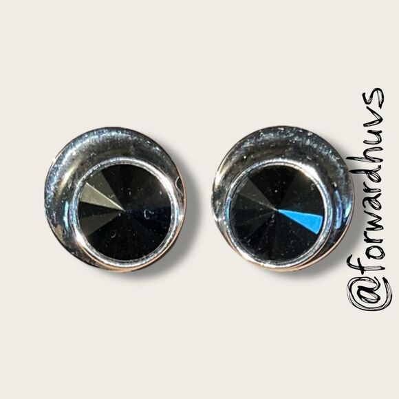 Sarah Coventry Clip-On Silver Tome Earrings with Black Glass Center – 1970s Vint - Picture 1 of 8
